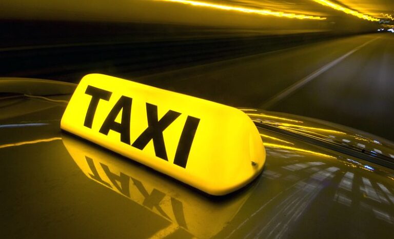 Aris-Taxi Driver - почати працювати в таксі в Києві через мобільний додаток